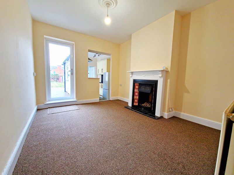 Dining Room- click for photo gallery
